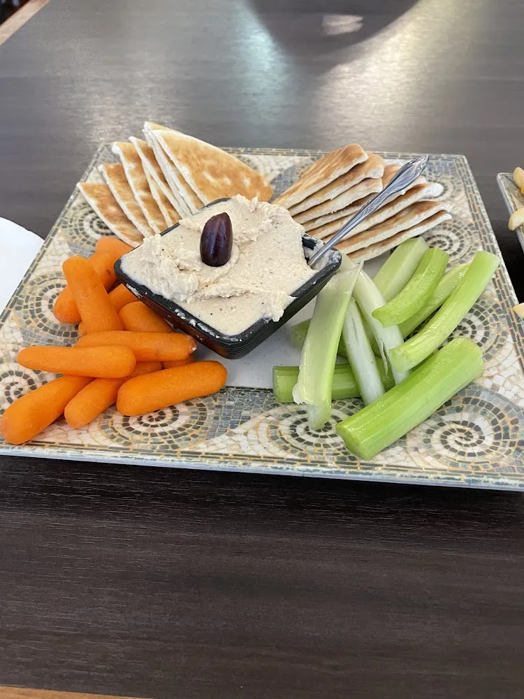 Hummus Plate